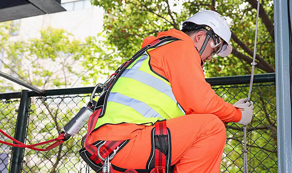 Stay Visible and Safe with Hi Vis Workwear clothing